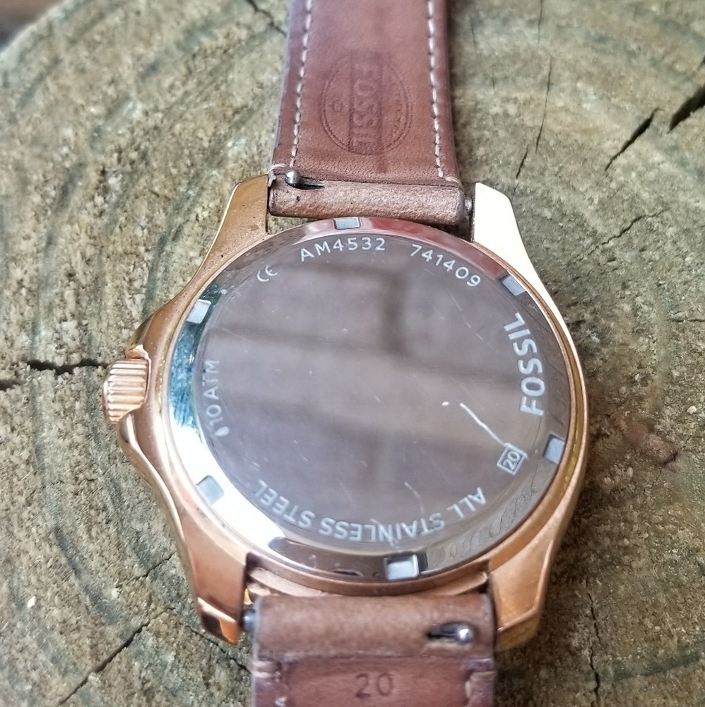 ⌚💥 Fossil Watch - Picture 2 of 4